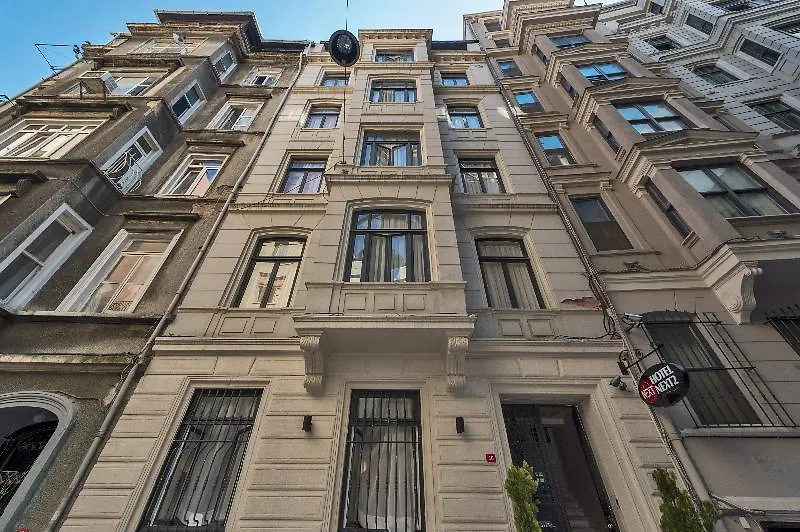 ***  Hotel Next2 İstanbul Türkiye